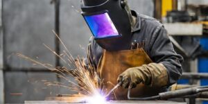 how to get a welding job with no experience